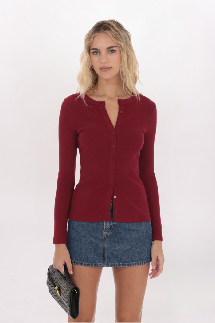 RIBBED BUTTON FRONT TOP