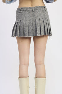 PLEATED POCKET DETAIL WOOL SKIRT
