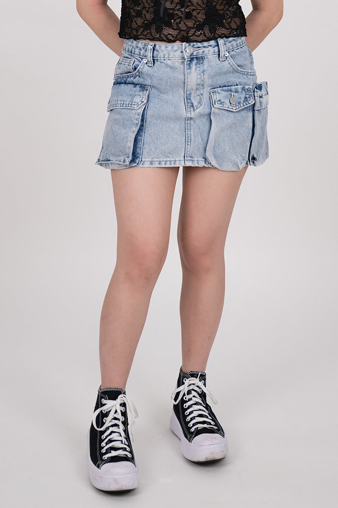 LOW RISE DENIM CARGO SKIRT