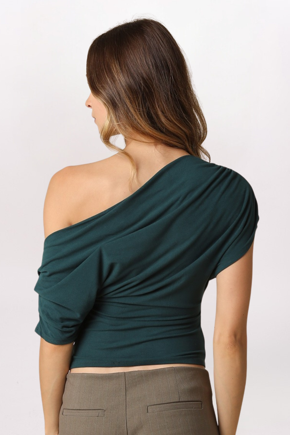 OFF SHOULDER DRAPE TOP