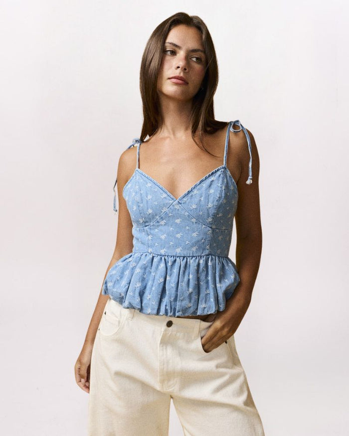 DITSY FLORAL BUBBLE HEM TOP, DENIM/WHITE