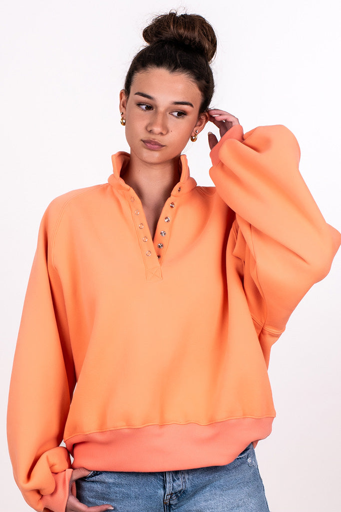 BALLOON SLEEVE HENLEY SNAP SWEATSHIRT, CORAL