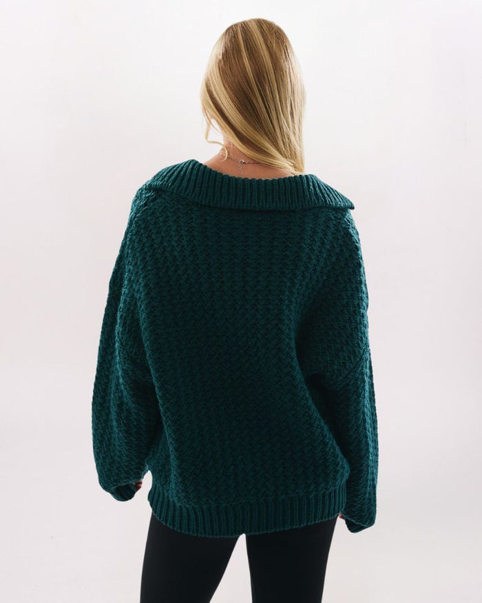 OVERSIZED TEXTURED COLLAR SWEATER