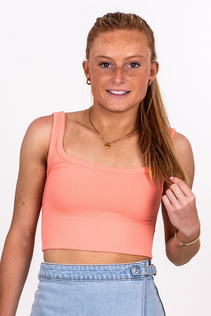 CHEVRON SCOOP NECK TANK, DESERT FLOWER