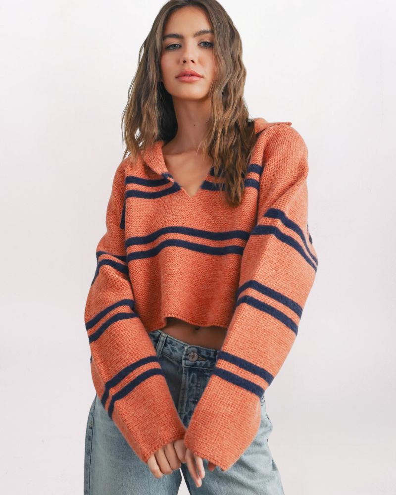 FUZZY STRIPE DETAIL JOHNNY COLLAR SWEATER, RUST/NAVY