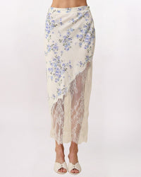 ASYMETRIC LACE HEM FLORAL MAXI SKIRT, CRM/LT BLUE