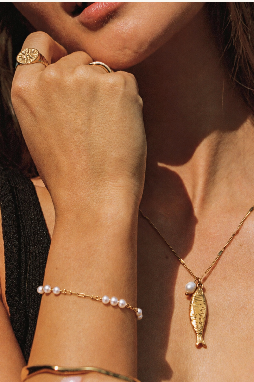 SHEA TRIPLE PEARL BRACELET